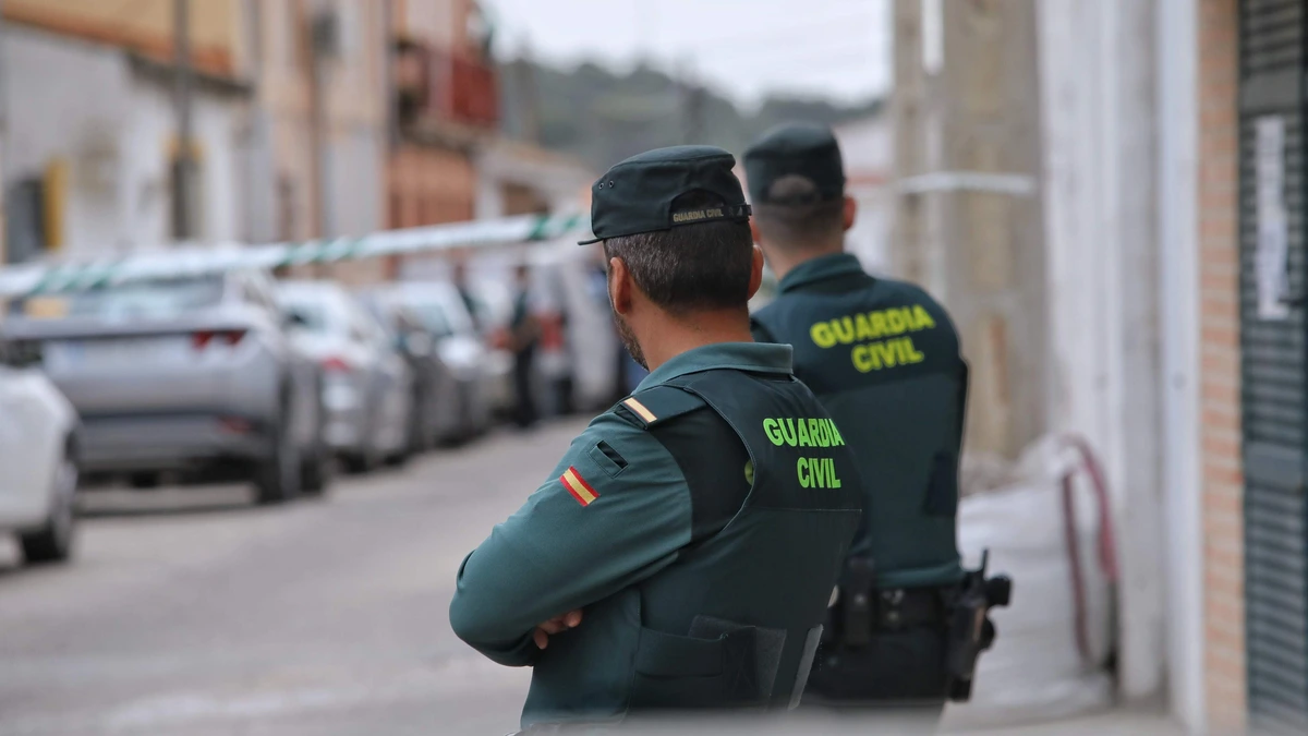 LIVE | Man (25) rijdt vriendin aan na hoogoplopende ruzie op camping in Spanje