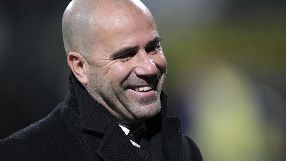 Op Oranje-vragen geeft PSV-trainer Peter Bosz geen antwoord