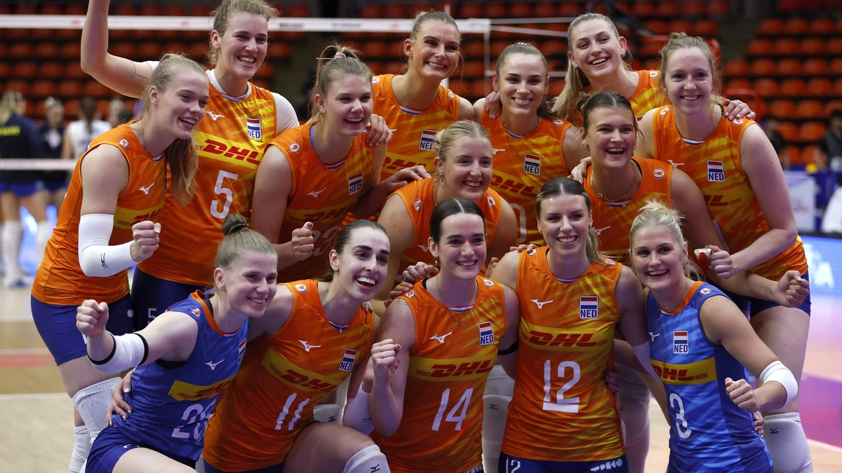 Nederlandse volleybalsters weer de bij beste acht van de wereld, maar twee jaar voor de Zomerspelen dreigt ’Russisch gevaar’