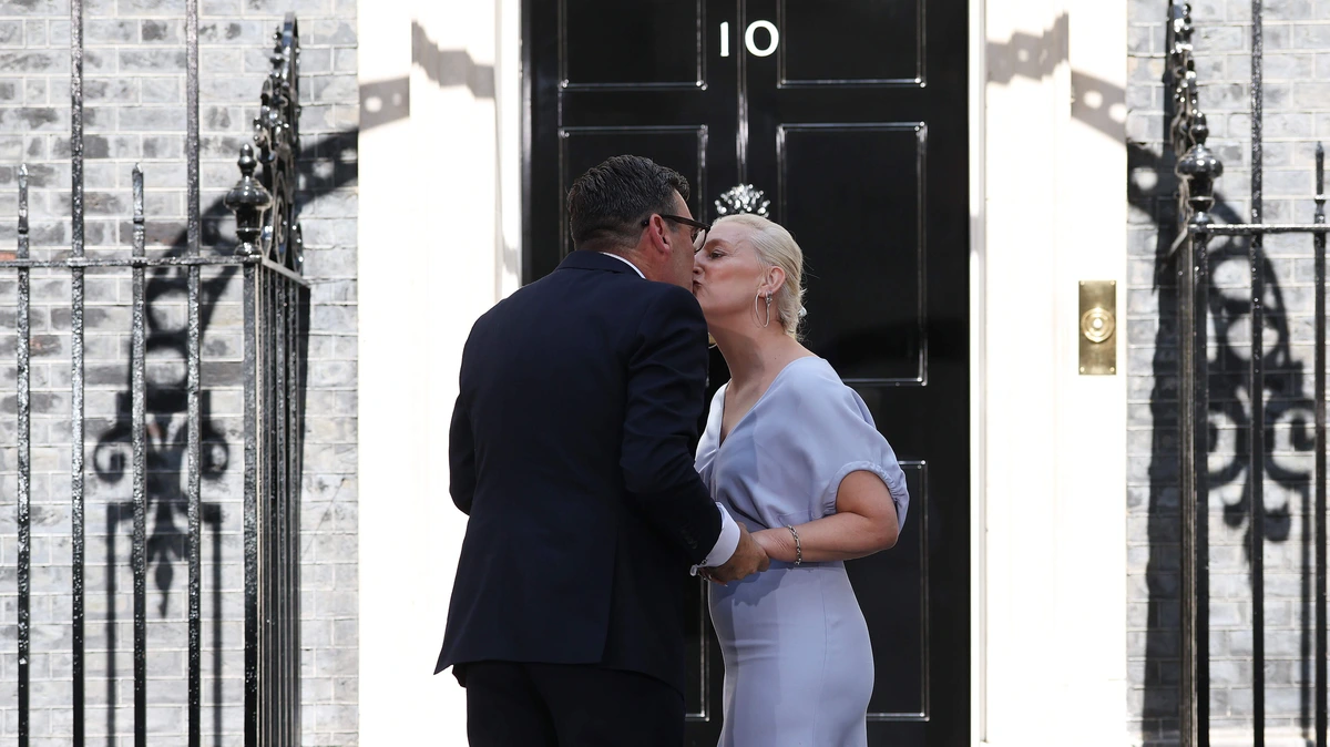 Dit is Marie-France van Heel, de flamboyante Nederlandse ’first lady’ van Groot-Brittannië: blind date op tv, drama met borstkanker en een brutale vraag
