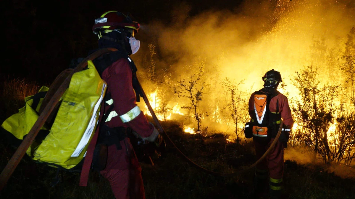 LIVE | Bosbrand nabij Madrid bedreigt bewoonde plaatsen: wijk ontruimd en inwoners Villa del Prado opgesloten