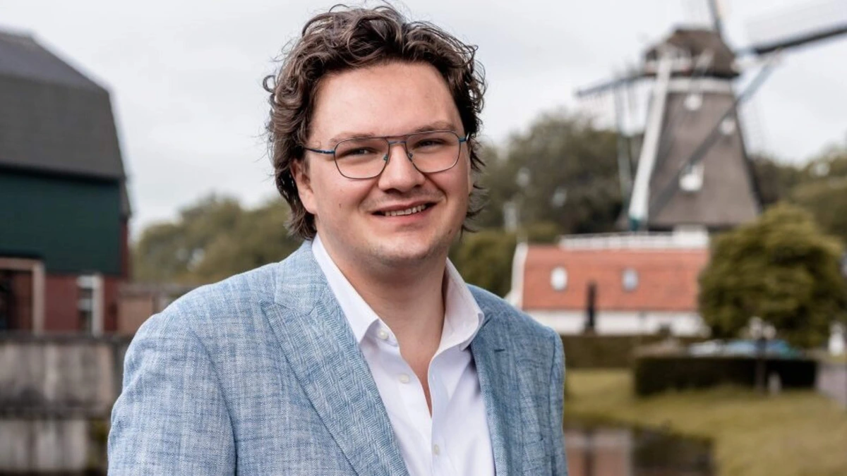 ’OnlyFans-model doet aangifte tegen opgestapte wethouder Bunschoten voor delen naaktfoto’s’