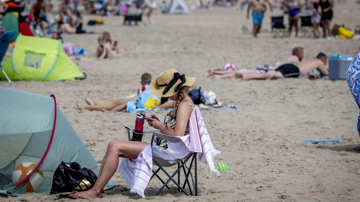 LIVE | Vanaf woensdag heet zomerweer: door oostenwind ook aan zee nauwelijks verkoeling te vinden