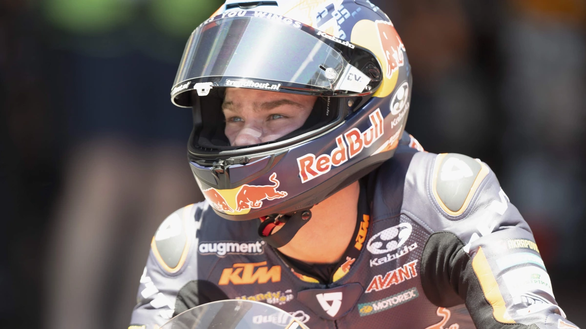 Waar ligt de racetoekomst van Collin Veijer: bij Red Bull KTM Ajo of toch elders? ’De druk is momenteel nog te hoog voor hem’