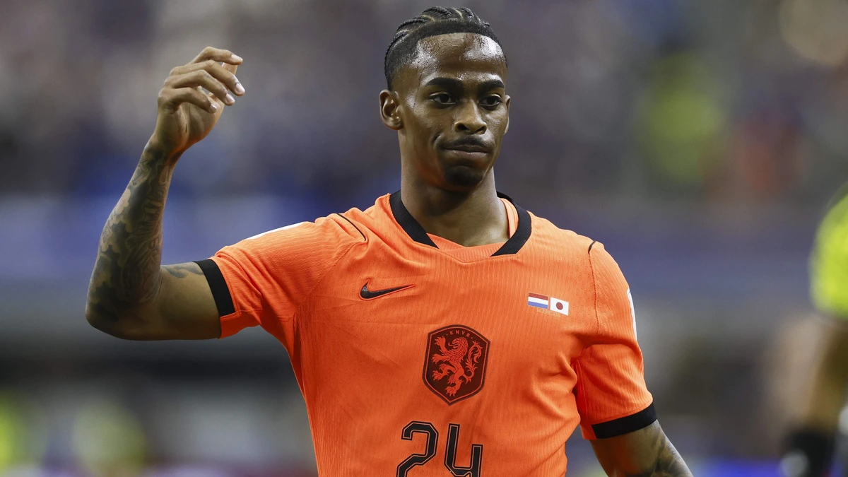 ’Manchester United praat met West Ham over transfer Oranje-international Crysencio Summerville’