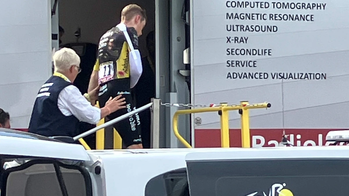 Dramatische aftocht in ambulance van Jonas Vingegaard zorgt voor tranen en twijfels voor de toekomst: ’Keiharde klap voor iedereen’