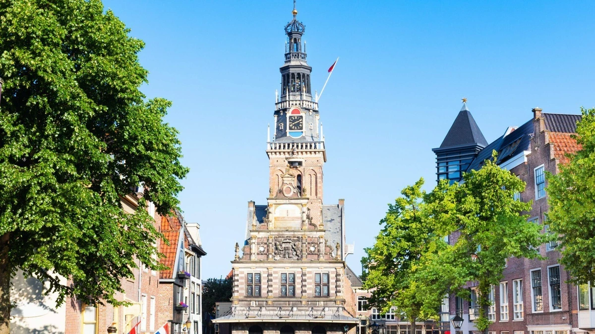 Praat mee: Zouden carillons en kerkklokken ’s nachts uitgezet moeten worden omdat ze onze nachtrust verstoren?