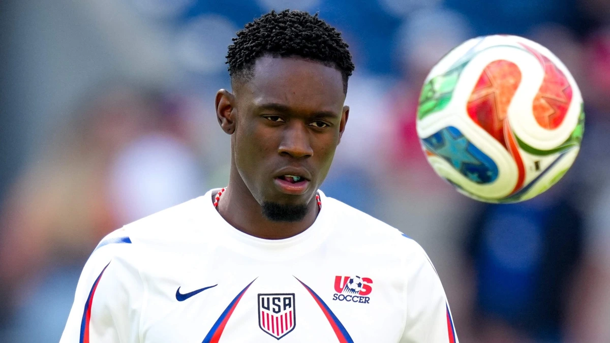 KNVB wacht op uitleg van FIFA over zaak Folarin Balogun en inmenging van Donald Trump
