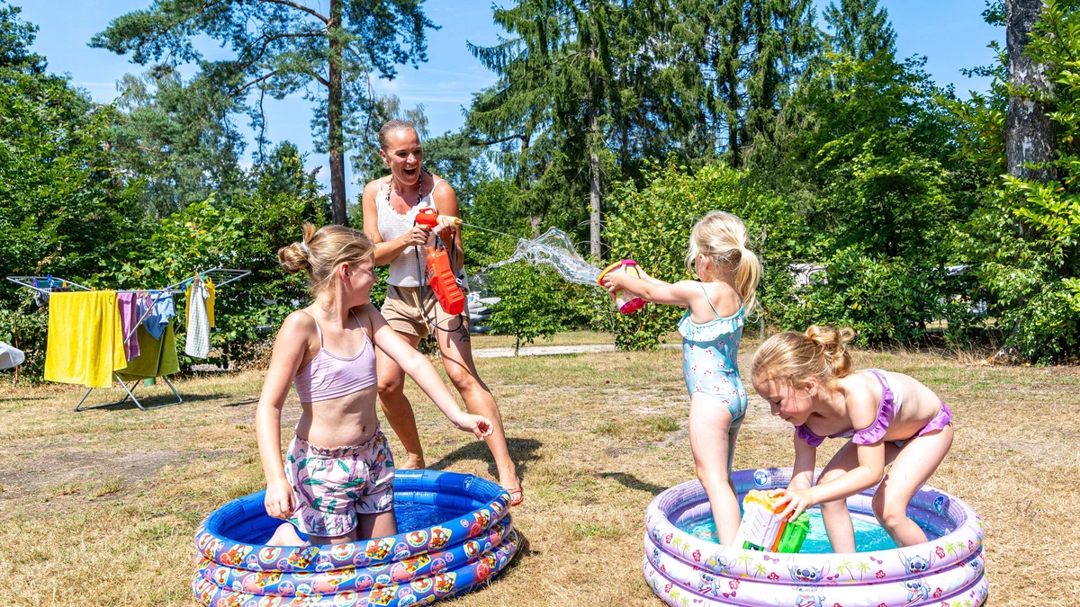 Natuur nog kurkdroog na regen, bosbrandexpert waarschuwt: ’Druppel op gloeiende plaat’