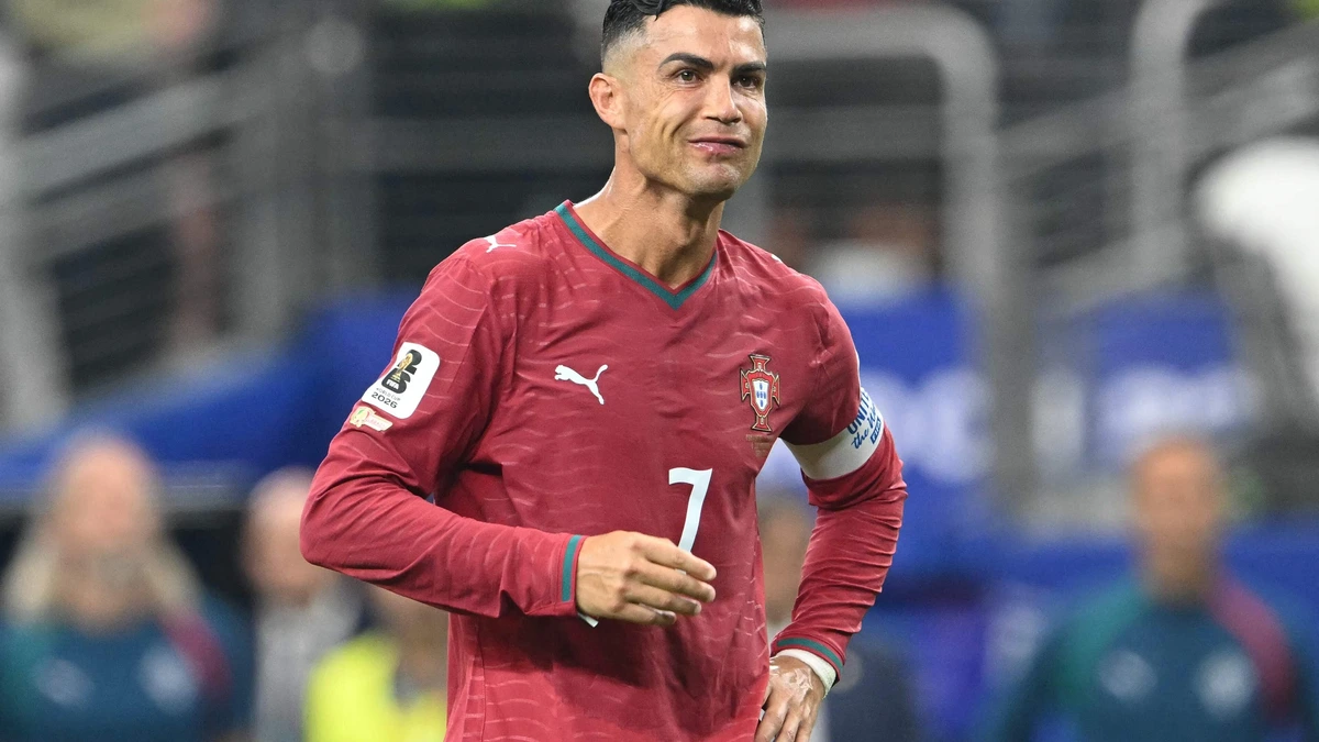 Cristiano Ronaldo (41) klopt zichzelf op de borst na uitschakeling Portugal: ’Voor mijn tijd waren er geen titels’
