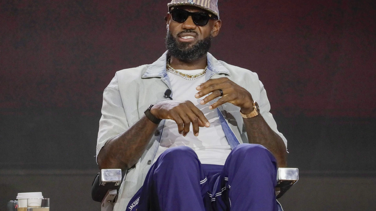 ’LeBron James (41) accepteert laagste salaris uit zijn NBA-carrière: van 52,6 miljoen dollar naar 3,8 miljoen dollar’