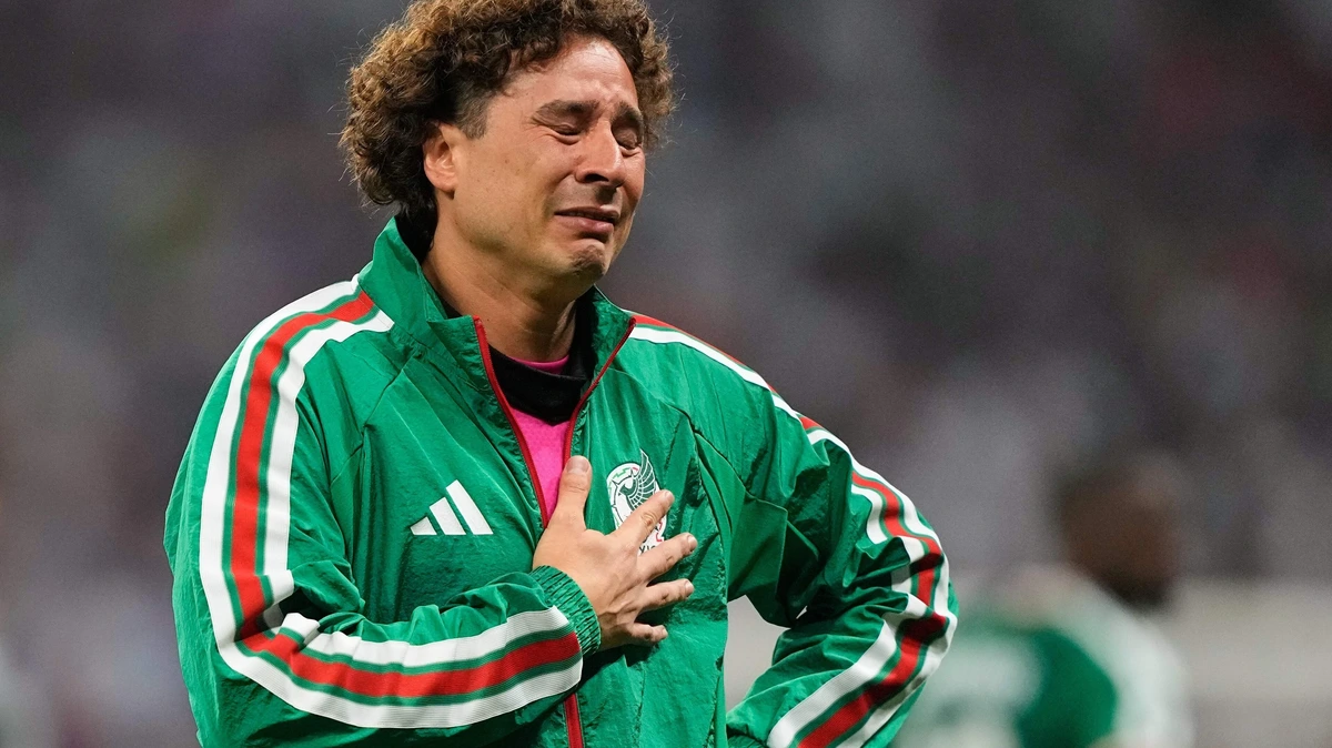 Recordkeeper Guillermo Ochoa stopt na 22 jaar: ’Ik heb alles voor Mexico gegeven’