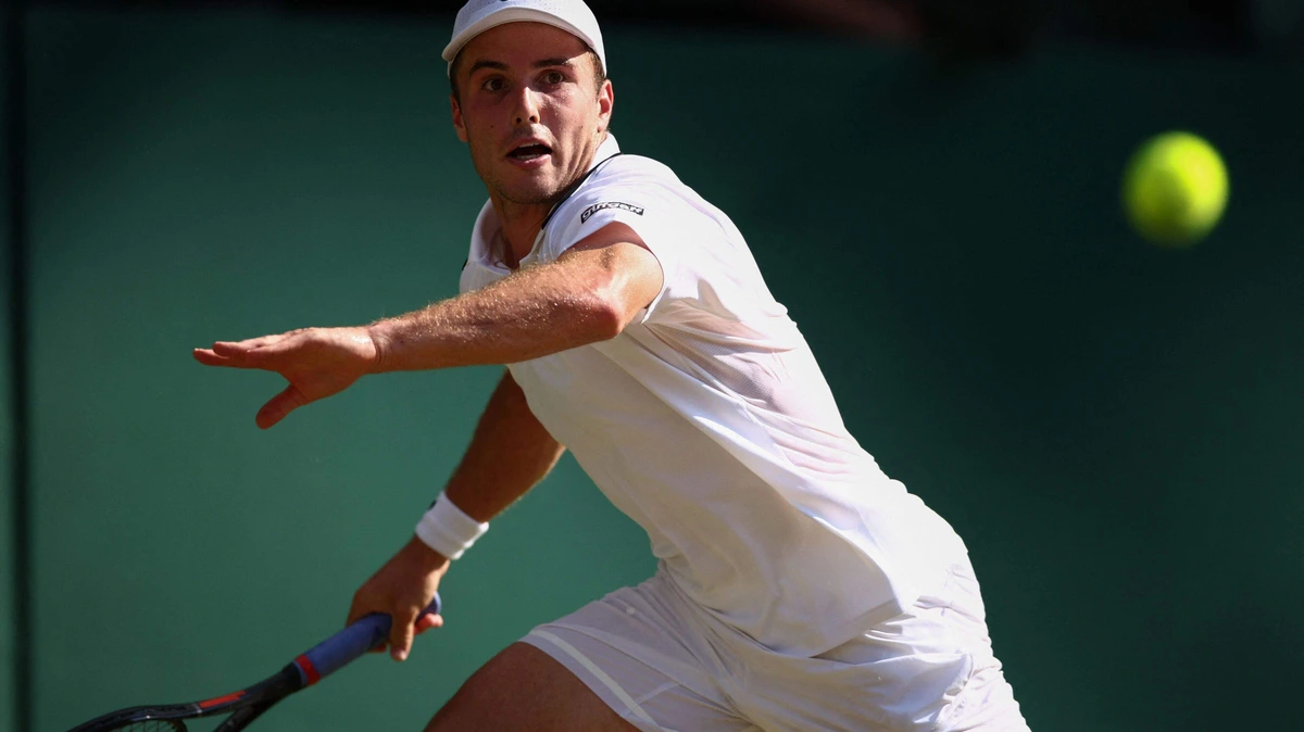 LIVE Wimbledon | Halve finales bij de mannen: kan stuntman Arthur Fery ook Alexander Zverev verrassen?
