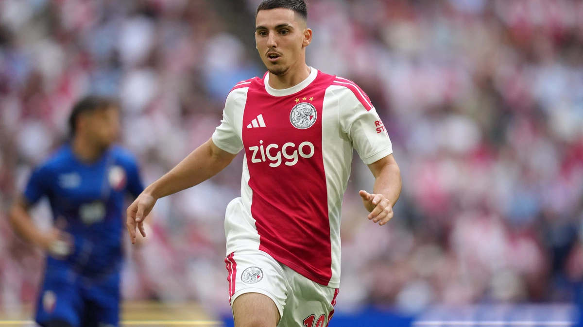 LIVE Conference League | Eenvoudige avond voor Ajax, Oscar Gloukh zet Amsterdammers op voorsprong tegen Vojvodina