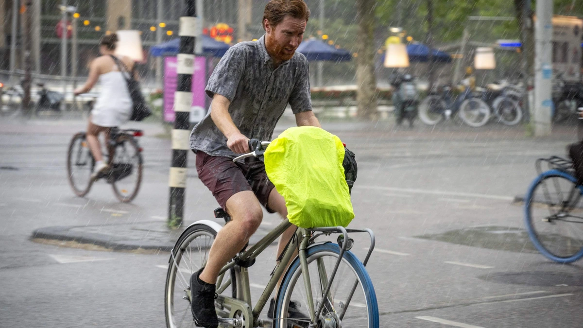 Bloedhitte maakt plaats voor regen: grijze en druilerige dag in het verschiet