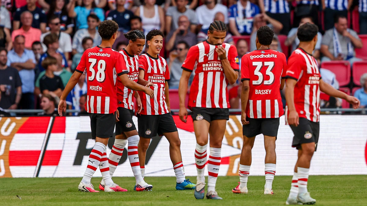 Jeugdig PSV eenvoudig langs FC Eindhoven in Lichtstadderby