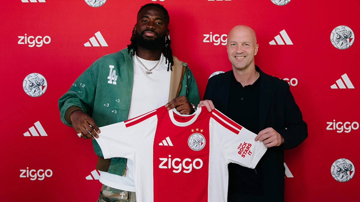 Ajax maakt haast met aanvraag: werkvergunning Nigeriaanse spits Tolu Arokodare (25) race tegen klok