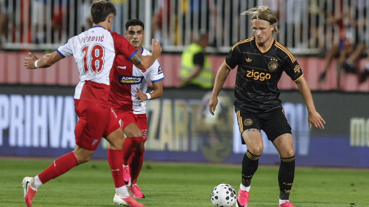 Ajax nog zonder Josip Šutalo en Ko Itakura in return met Vojvodina