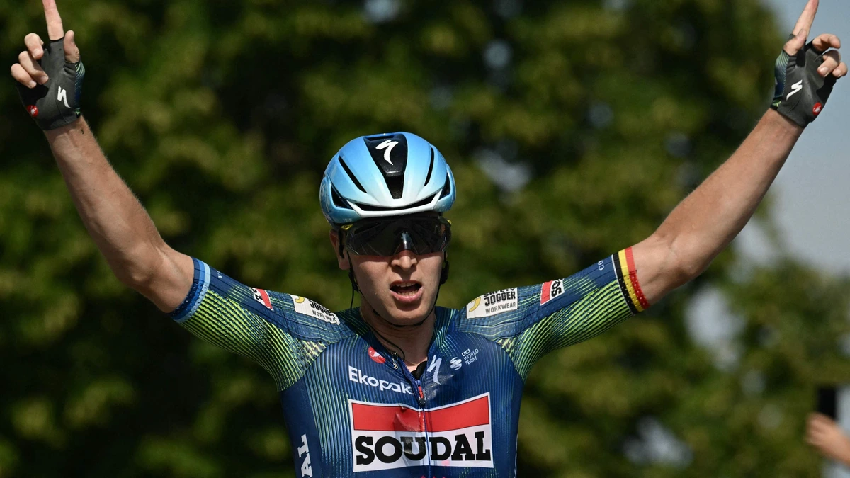 Tim Merlier klopt Olav Kooij en wint voor de tweede dag op een rij in de Tour de France