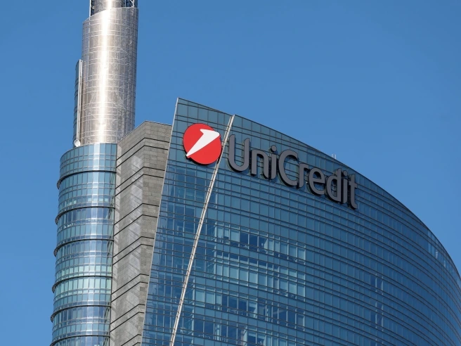 Unicredit, semestre record con 6,3 miliardi di utile, sale l’acconto di dividendo a novembre