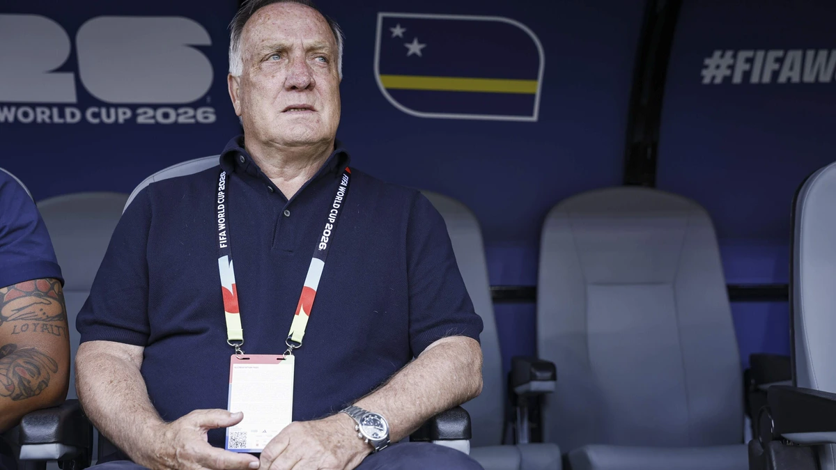 Dick Advocaat (78) sluit langer verblijf als bondscoach Curaçao niet uit