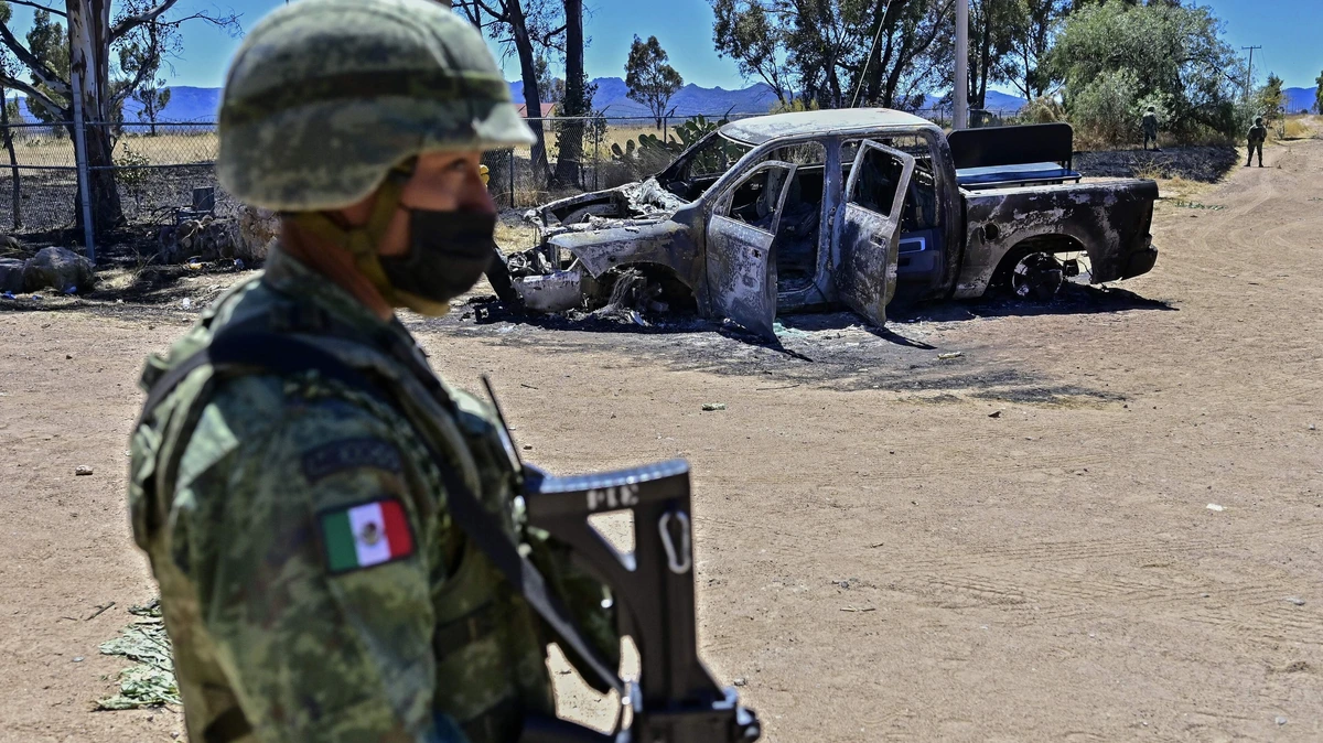 Massamoord op tien ondernemers en ambtenaren: Sinaloakartel slaat gruwelijk toe in Mexico