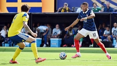 Mondiali 2026, le partite di oggi in diretta: Francia-Svezia 3-0: altra doppietta di Mbappé. Costa d'Avorio-Norvegia 1-2, gol di Haaland nel finale. Agli ottavi c'è il Brasile