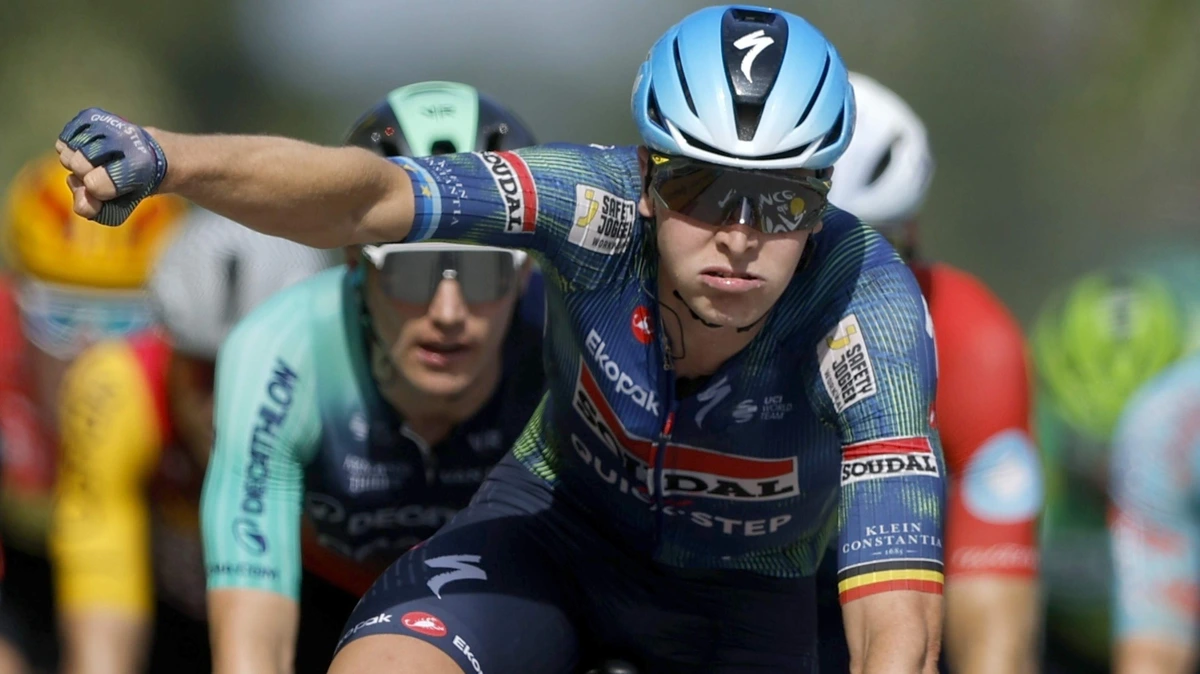 Uitslag en standen Tour de France: Tim Merlier maakt dankzij nieuwe zege strijd om groen weer spannend