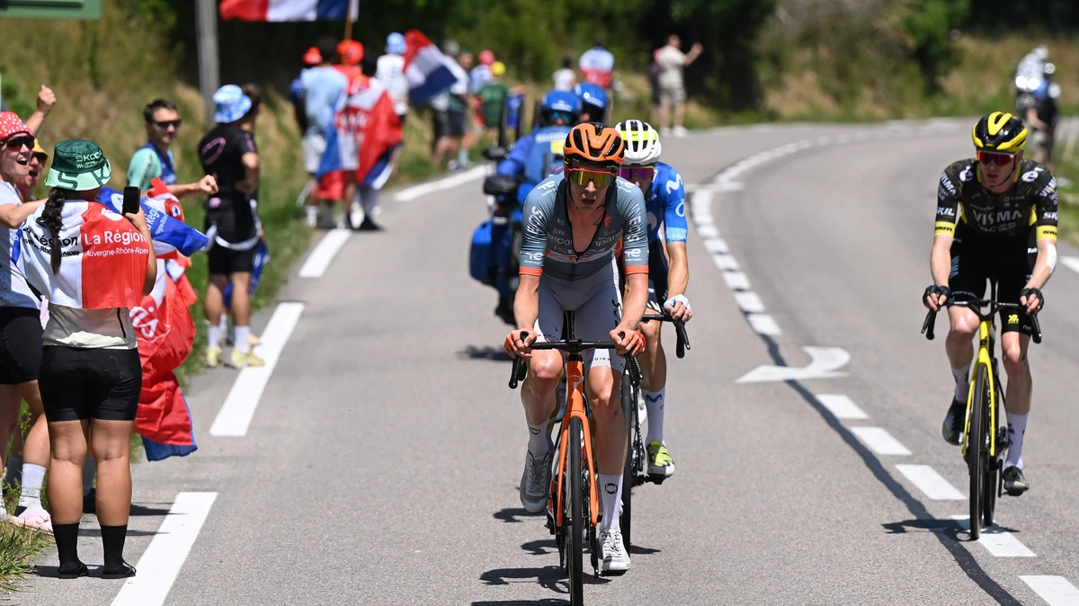 LIVE Tour de France | Arensman mee in voorlopige kopgroep, teamgenoten Pogacar lossen massaal
