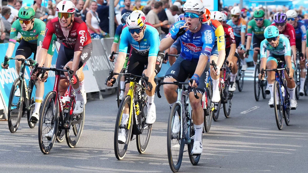 Finishfoto draait uitslag om: Wout van Aert wint alsnog tweede rit in Ronde van Denemarken