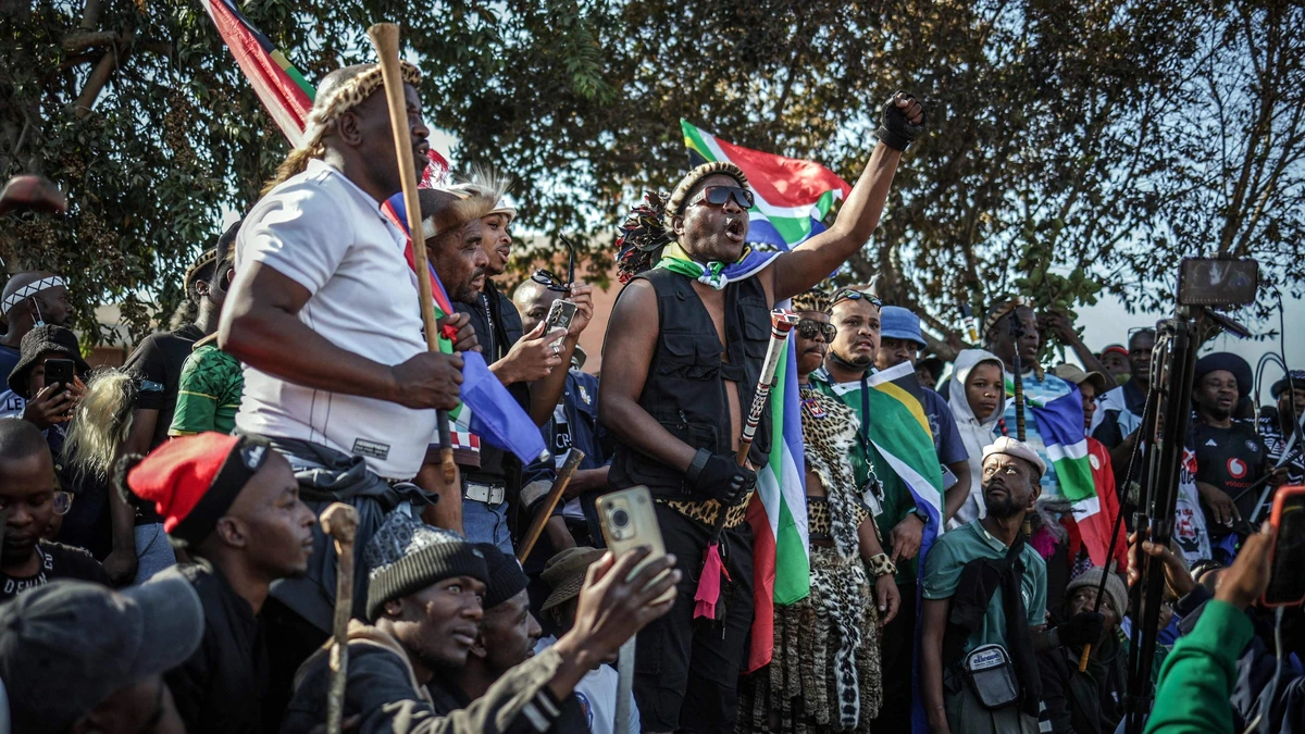 Anti-migrantenbeweging in Zuid-Afrika voert de druk op: ’We marcheren net zo lang tot ze weg zijn’