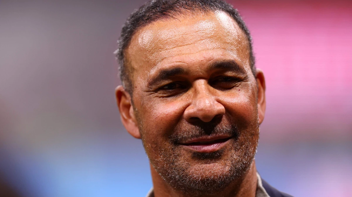 Ruud Gullit haalt uit na racistische drek richting Oranje-spelers: ’Dan ben je laf’