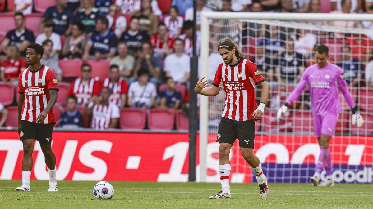 PSV krijgt week voor Johan Cruijff Schaal in eigen huis kansloze nederlaag te verwerken
