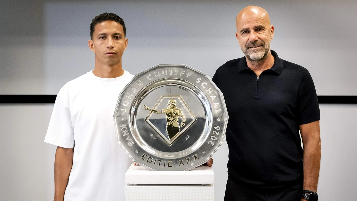 PSV-trainer Peter Bosz is blij met opstand tegen Gianni Infantino en deelt sneer uit aan Feyenoord