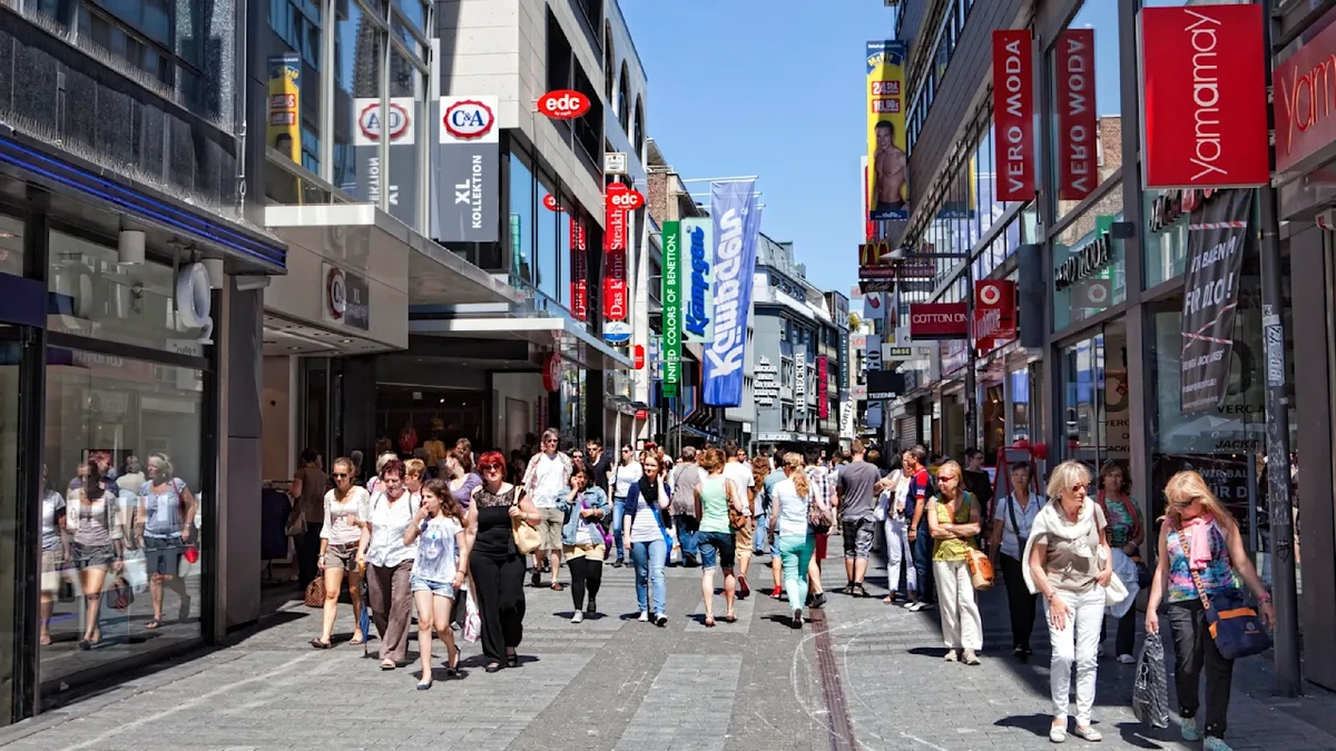 Jetzt fordern auch Politiker: Das Sonntags-Shopping muss kommen!