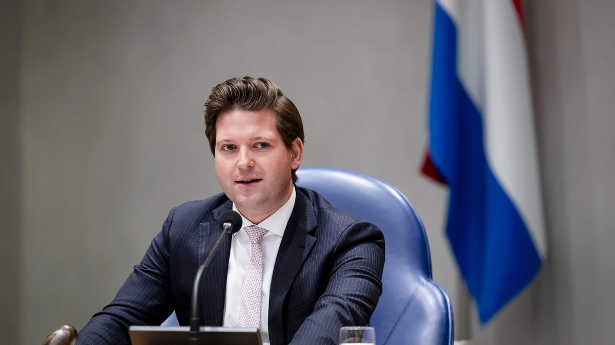 Thom van Campen half jaar Kamervoorzitter: ’Debat asielrellen niet bepaald visitekaartje parlement’