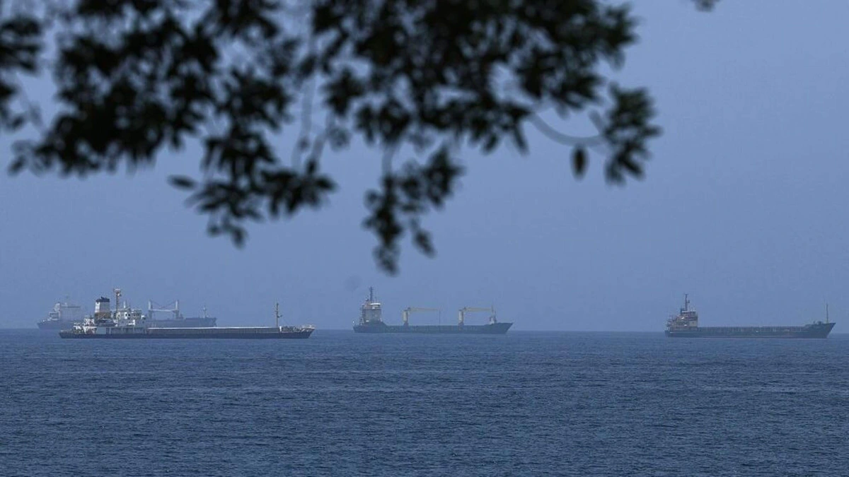 LIVE | Iran wijst Amerikaanse ’avonturen’ in Straat van Hormuz aan als bron van escalatie en dreigt met ’verwoestende reactie’