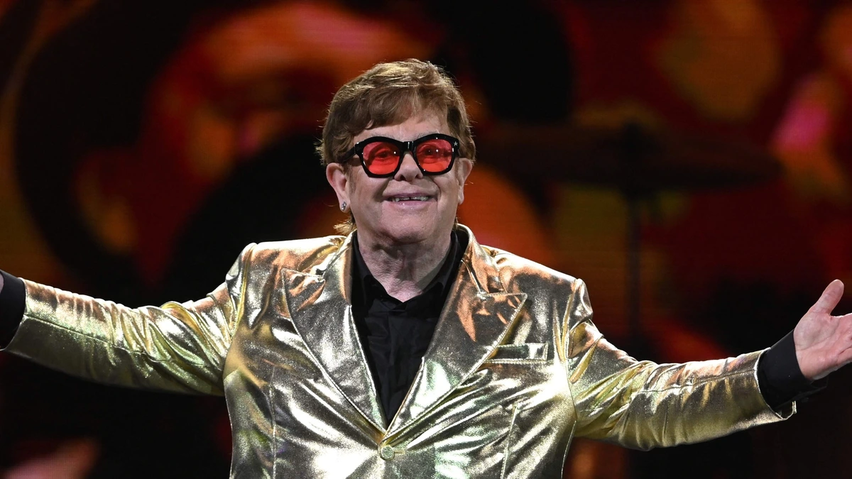 Elton John geeft drie jaar na afscheidstour weer grote stadionshows: ’Kan niet wachten om dit zeer speciale moment met mijn fans te delen’