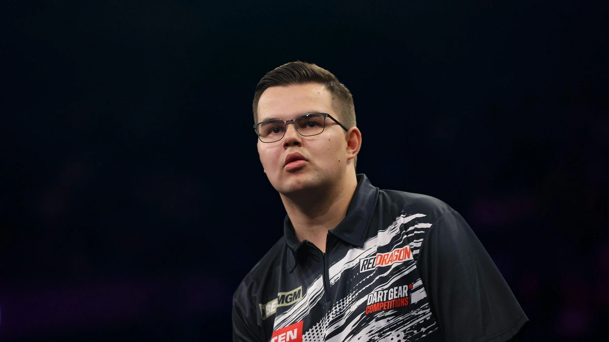WK-finalist Gian van Veen komt zichzelf voor World Matchplay tegen: ’Ik heb nu minder zelfvertrouwen’