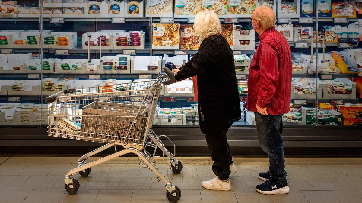 Malaise in ons winkelmandje door torenhoge prijzen: we kopen minder en noodgedwongen goedkopere merken