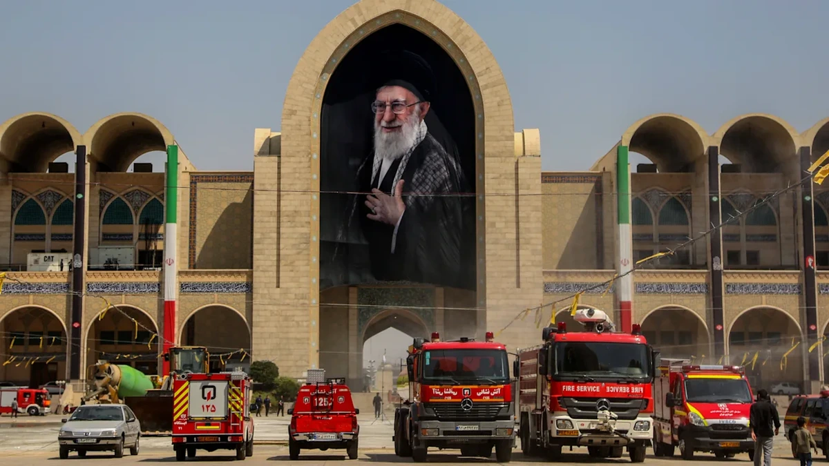 Im Iran startet ein bizarres Mega-Begräbnis für den toten Ali Chamenei