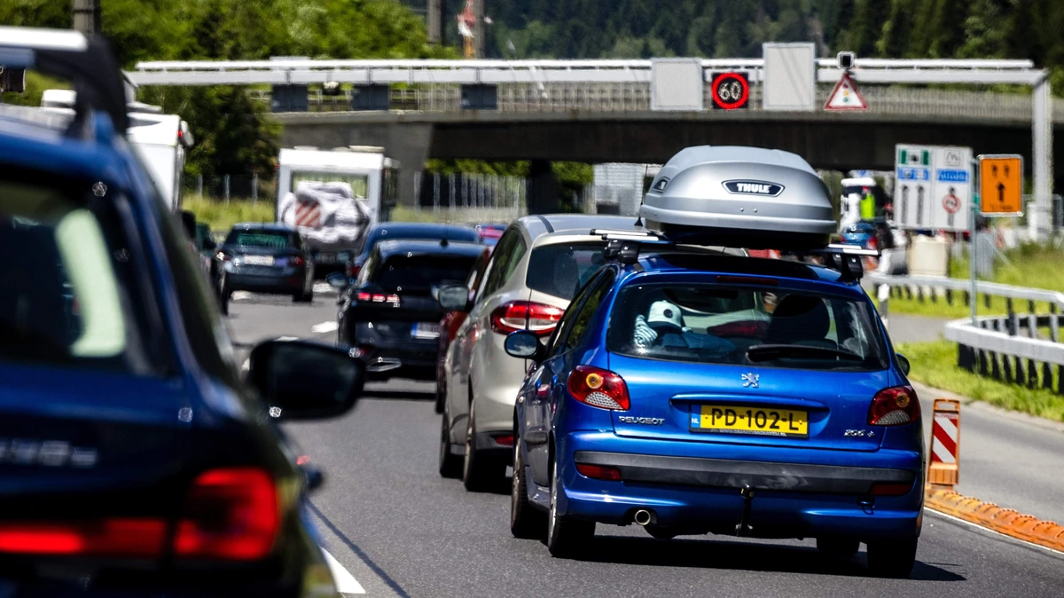 LIVE | Weer drukke vakantiespits nu heel Nederland zomervakantie heeft