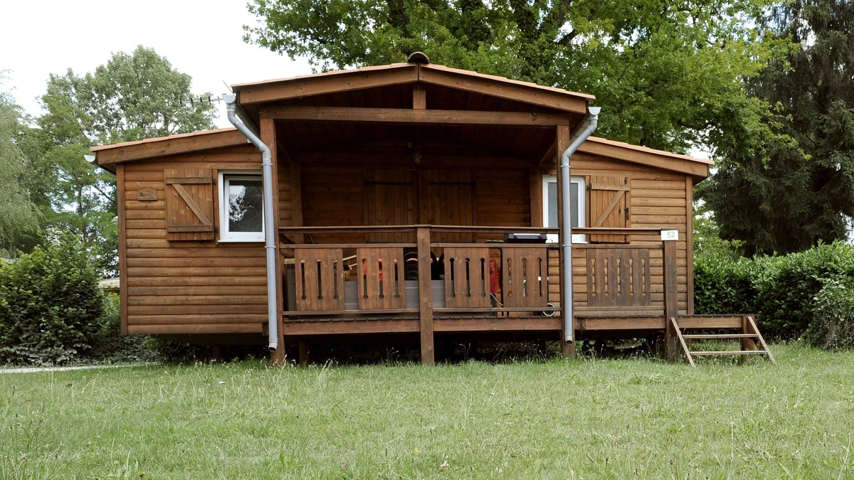 Nederlander (32) betrapt op masturberen achter vakantiehuisje Center Parcs