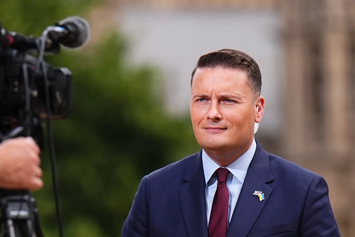 Wes Streeting vows to quit as defence secretary if military is not funded properly