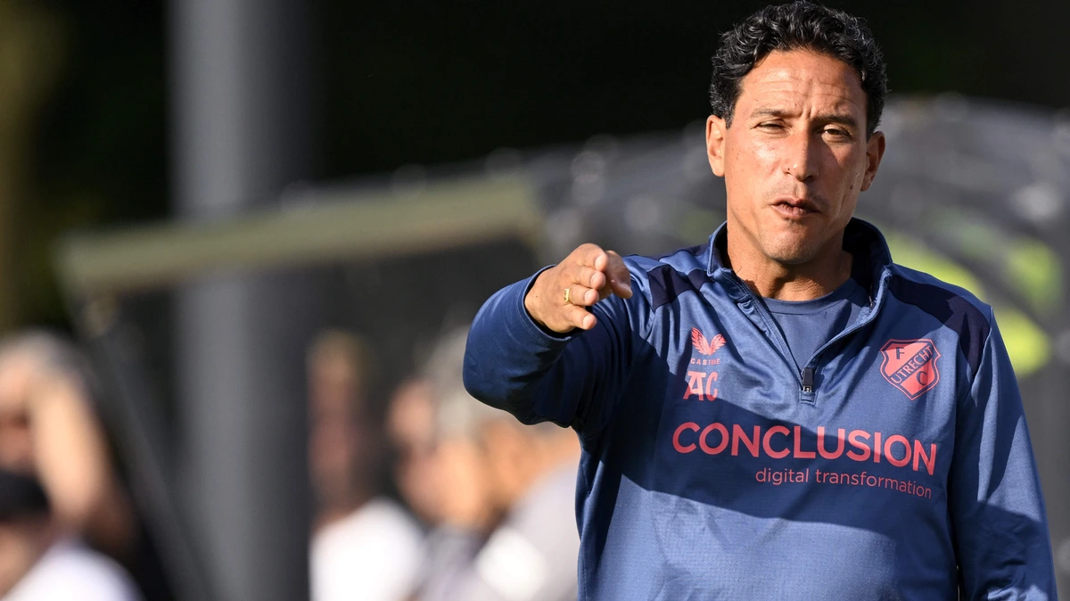 FC Utrecht verliest oefenduel in Stadion Galgenwaard van Sevilla