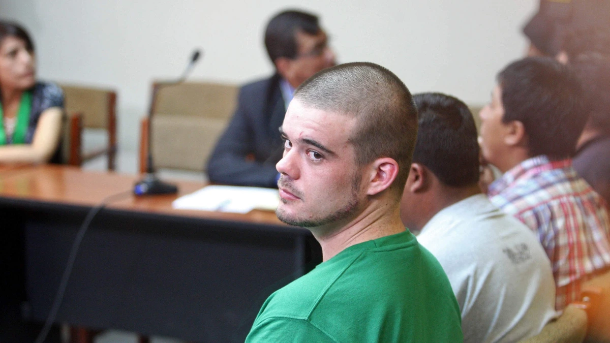 Joran van der Sloot smeekt om overplaatsing: ’Slachtoffer van psychologische marteling’