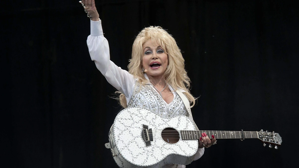 Van straatarm meisje naar miljoenenimperium: zóveel geld laat Dolly Parton na