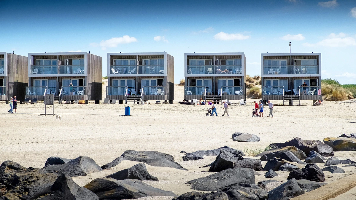 Btw-verhoging jaagt toeristen uit vakantiehuisjes: ’Kiezen voor korter verblijf of minder vaak uit eten’