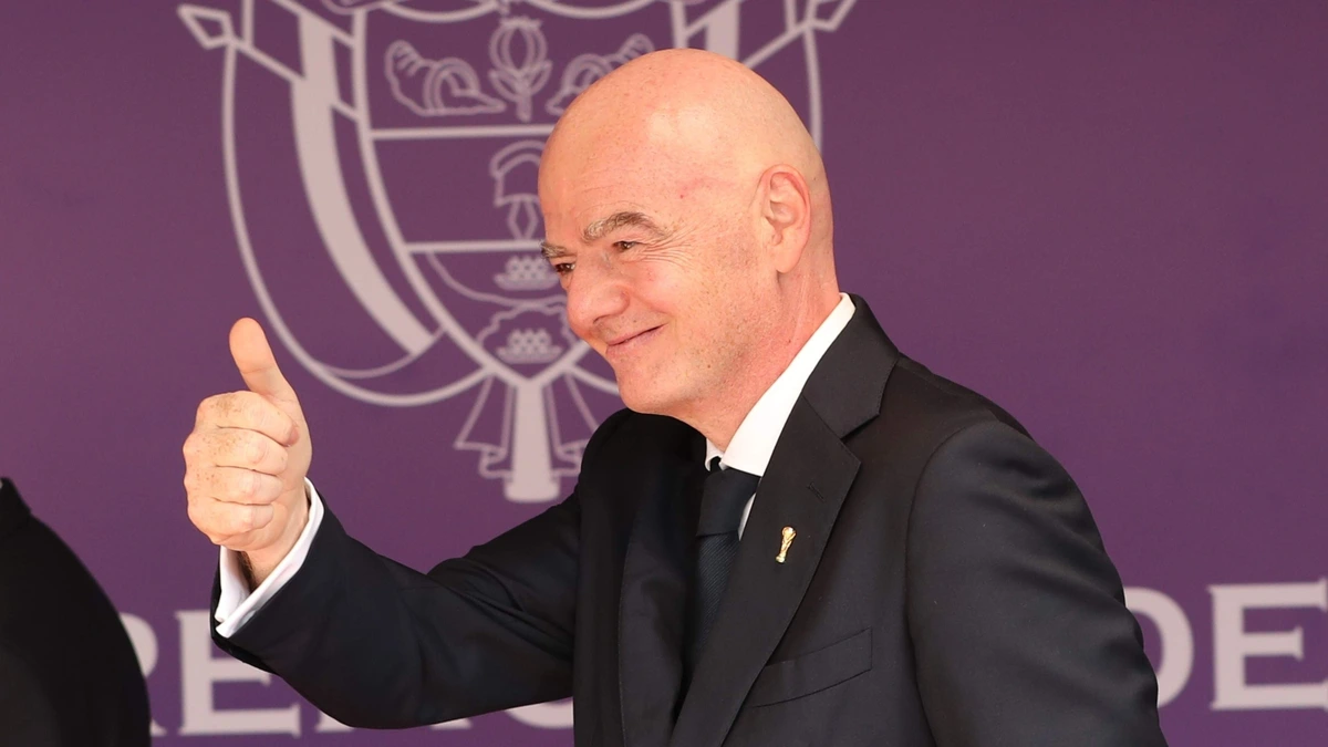 ’UEFA, AFC en CONCACAF overwegen motie van wantrouwen tegen FIFA-baas Gianni Infantino’