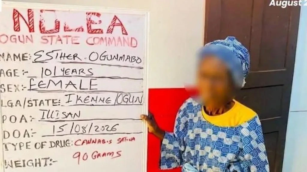 Overgrootmoeder (101) opgepakt in Nigeria vanwege verkoop cannabis